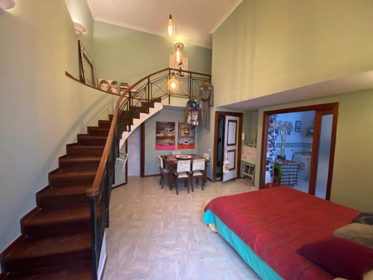 Apartamento Casa Gioia, Tra Palazzo Reale,Lungomare E Monte Echia Nápoles Exterior foto